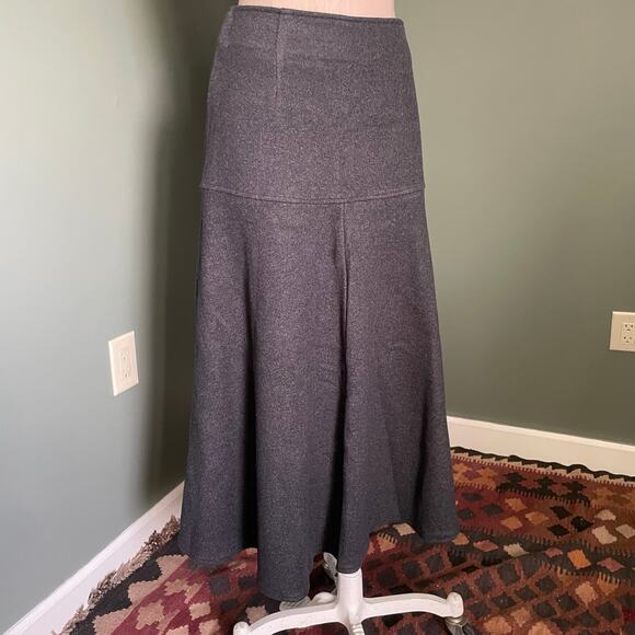 NWT OGL Warm Wool Blend Soft Gray Skirt. Size Small. - Picture 1 of 7